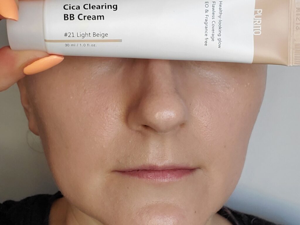 Эkologeчeski чistый purito cica Cleansing Bb-Cream. 